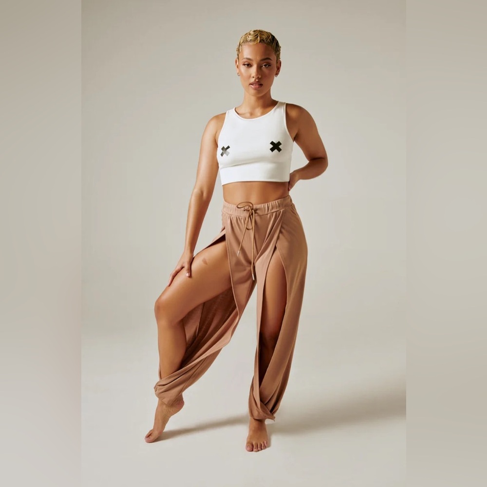 NWT CXIX Make Moves Dance Pants - sand